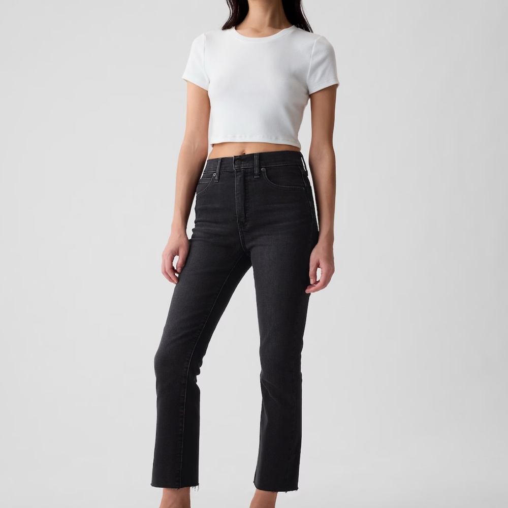 Uniqlo kick flare jeans - mid rise, frayed hem